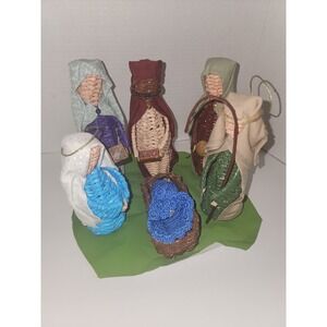 Wicker Nativity Vintage Handmade‎